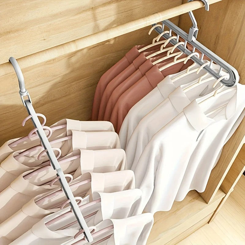 9-Hole Folding Hanger